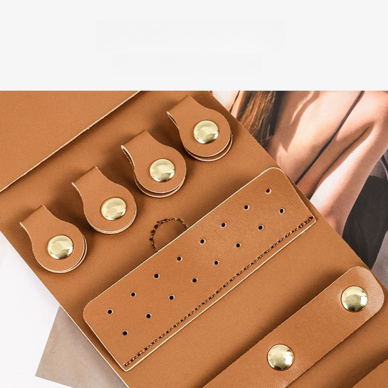 트렌디 여행용 가죽 파우치 롤 (쇼룸) Trendy Travel Jewelry Roll