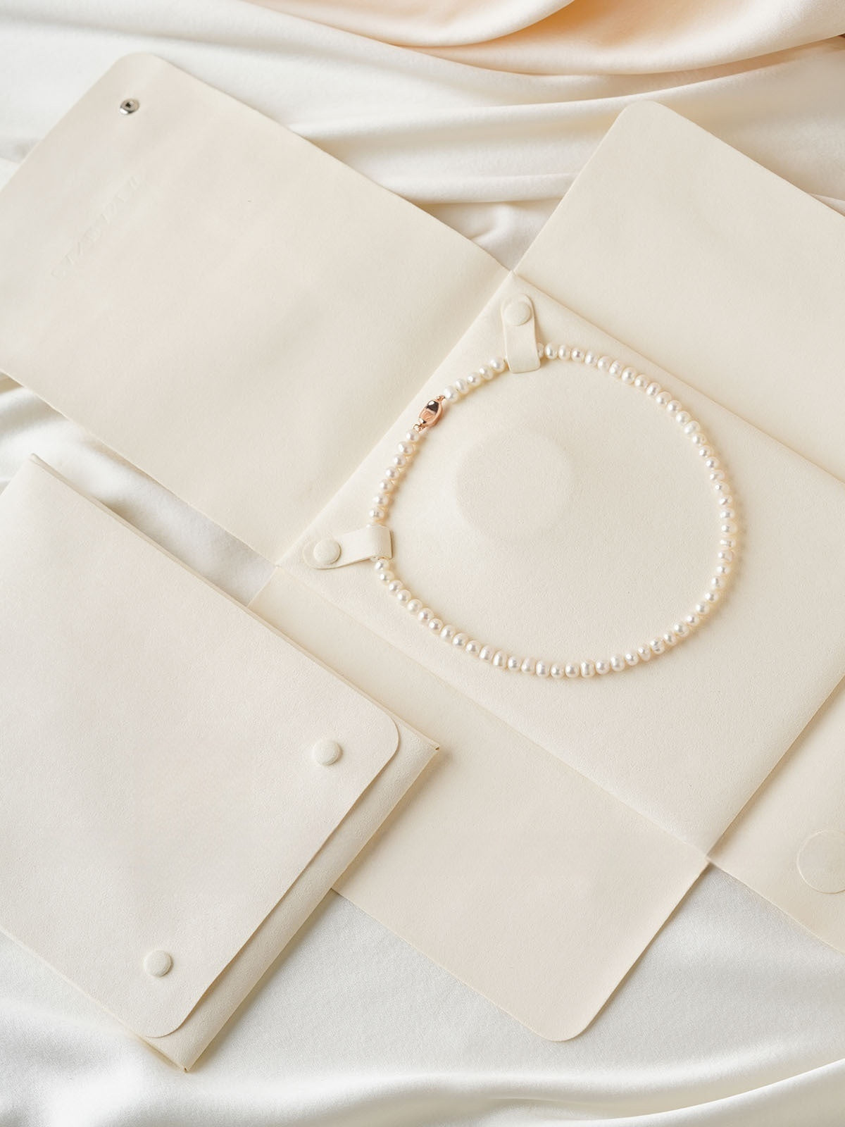 진주 목걸이 파우치 (쇼룸) Microfiber Pearl Necklace Pouch
